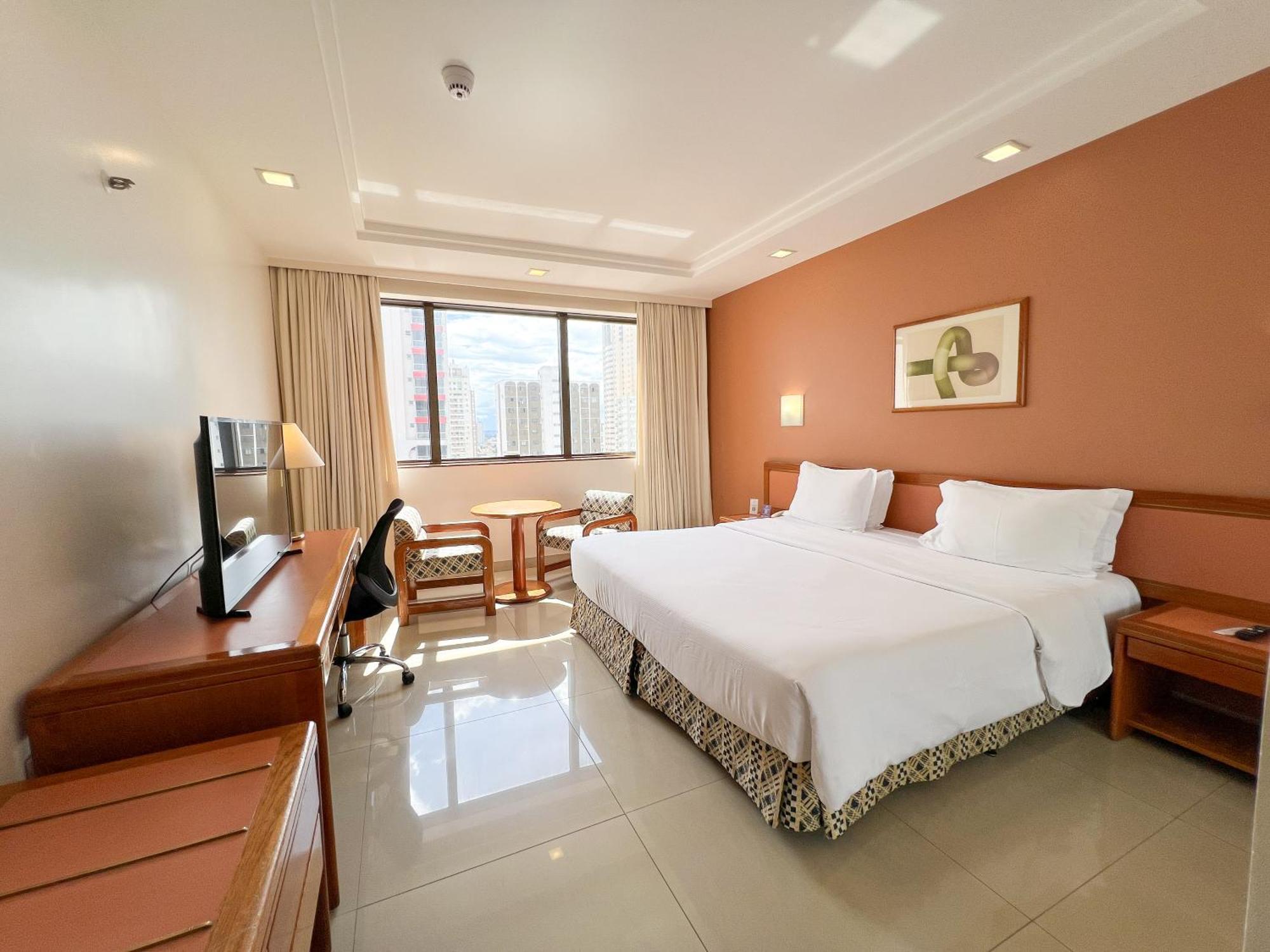 Castro's Park 4* Goiania